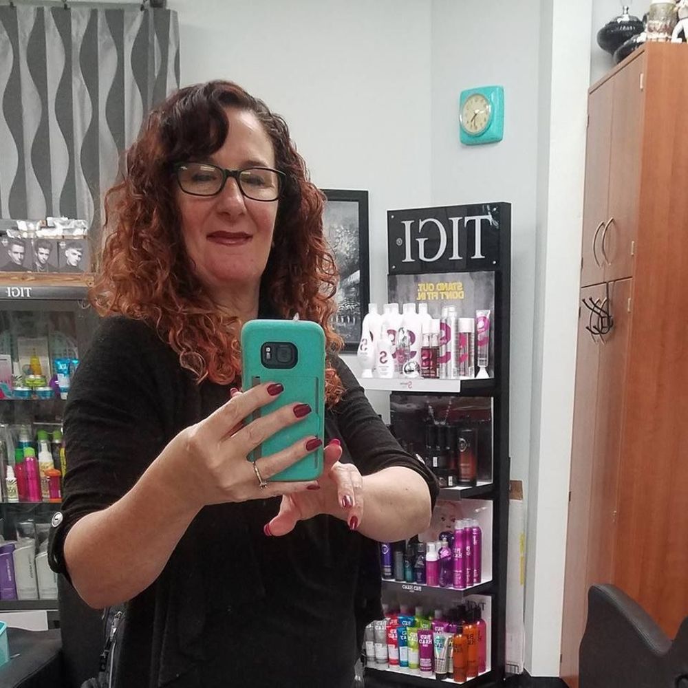 Meet your Posher, Kelli